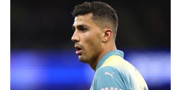 Rodri Hernández was een speler die zijn vorm verloor na het winnen van de Ballon d'Or Rodri Hernández was een speler die zijn vorm verloor na het winnen van de Ballon d'Or